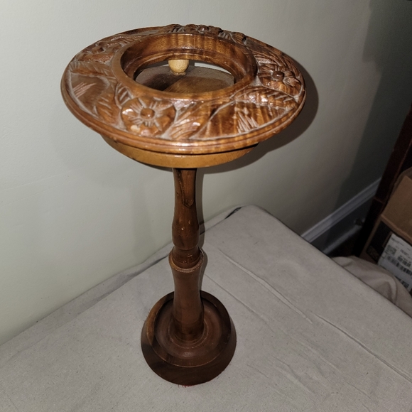 COPY - Vintage Wooden Ashtray Stand/Plant Holder Two Piece - Picture 3 of 8